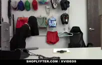 المشاغب المثير كارلا غريب. مارس الجنس مع حمولة ضخمة.