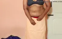 شقراء مثير يحصل مارس الجنس من قبل الديك ضخمة.