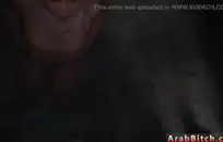 حار tubby hoochie مع ال كبير حمار شعر الناصية يحصل أسفل و قذر مع لها roomies خشب الأبنوس عشيق muffin