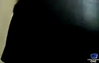 خنثى مع غنيمة كبيرة ومؤخرة كبيرة.