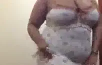 صغيرتي الأبنوس مع الحمار كبيرة مارس الجنس من قبل من الصعب الديك.