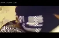 نائب الرئيس تحية لفتاة جميلة.