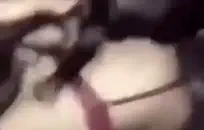 فاتنة مع كبير الثدي يحصل قصفت من قبل الديك.