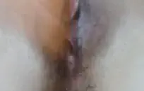 كس اللعب مع آلة الجنس وهزاز على البظر.