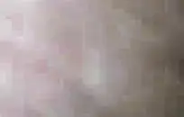 ديك كبيرة في سن المراهقة الرجيج وشاعر ضخم في الحمام.