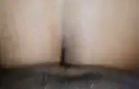 ألعب مع قضيبي الكبير بينما والديّ في المنزل.