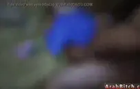 مفلس في سن المراهقة فاتنة يأخذ كبير من الصعب الديك عميق في بلدها الحمار.